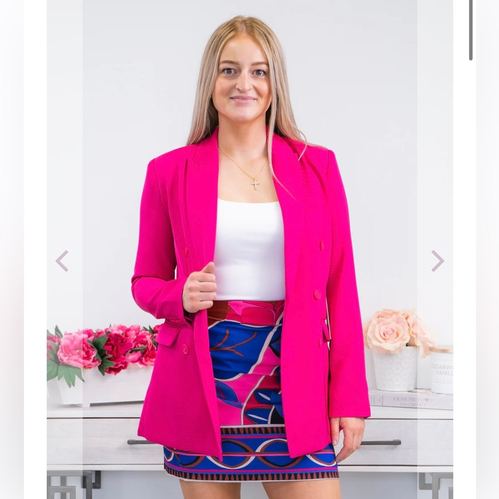 SALE! HOST PICK✨BNWT - ELLE WOODS BLAZER - HOT PINK